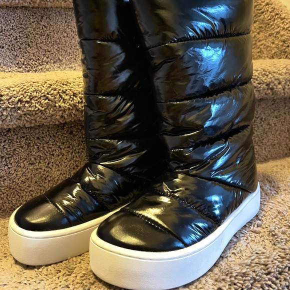 Jeffrey Campbell Moonboots 8.5 - Picture 1 of 7